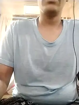 otyboy12 online show from December 18, 2024, 7:04 am