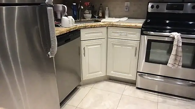 BigGuyMuscle online show from February 14, 2026, 7:14 pm