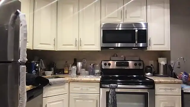 BigGuyMuscle online show from April 13, 2026, 11:20 pm