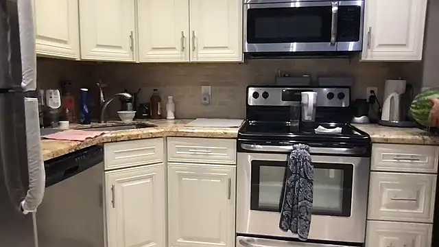 BigGuyMuscle online show from January 16, 2026, 4:22 pm