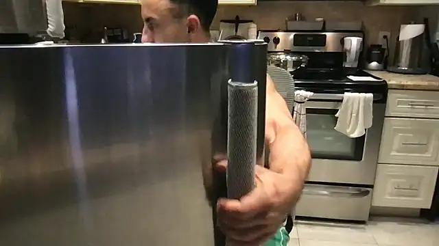 BigGuyMuscle online show from February 16, 2026, 9:08 am