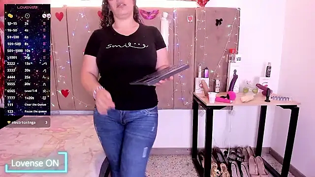 Zaly mature online show from January 7, 2026, 10:15 pm