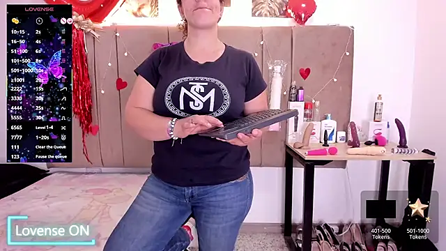 Snapshot of Zaly_mature chatting on October 24, 2025, 2:32 am Zaly mature online show from October 24, 2025, 2:32 am