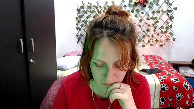 kittykalor09 online show from March 29, 2026, 12:34 am