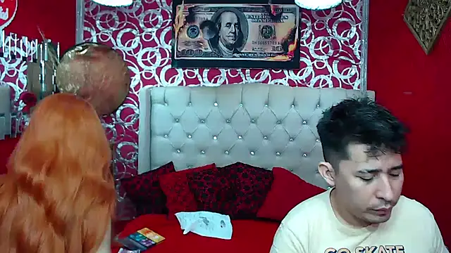 Snapshot of shannentrans chatting on November 23, 2025, 12:09 am shannentrans online show from November 23, 2025, 12:09 am