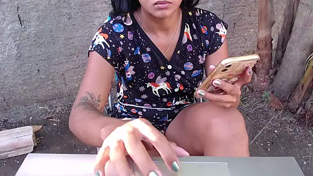 Snapshot of docemorena chatting on November 8, 2025, 10:41 am docemorena online show from November 8, 2025, 10:41 am