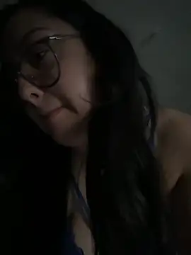 MileyGia online show from March 6, 2026, 2:45 pm