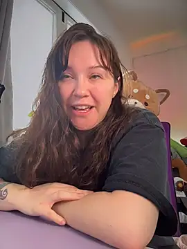 JennKenobi online show from February 25, 2026, 3:01 pm