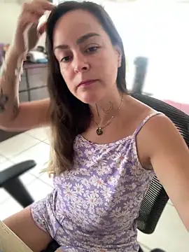 misslulipop online show from March 11, 2026, 1:05 pm