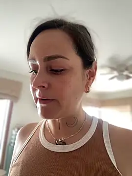 misslulipop online show from October 25, 2025, 9:26 pm