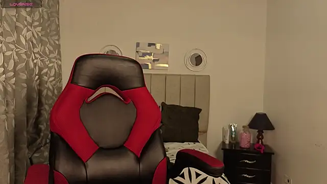 Angela isabella online show from February 9, 2026, 4:27 pm