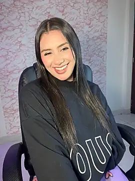 Snapshot of Ambar_pe_ chatting on December 5, 2025, 2:43 am Ambar pe online show from December 5, 2025, 2:43 am