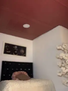 Snapshot of Ambar_pe_ chatting on October 25, 2025, 3:23 pm Ambar pe online show from October 25, 2025, 3:23 pm