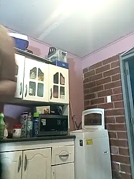 Hilarybunnyy online show from February 25, 2026, 12:00 am