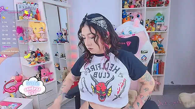 Snapshot of meda_kawaii_ chatting on November 27, 2025, 1:11 pm meda kawaii online show from November 27, 2025, 1:11 pm