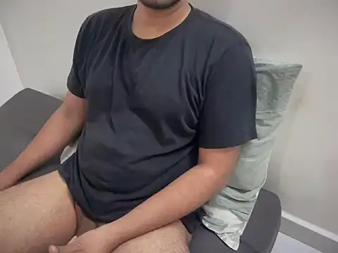 Snapshot of Arjun78877 chatting on November 5, 2025, 3:59 pm Arjun78877 online show from November 5, 2025, 3:59 pm