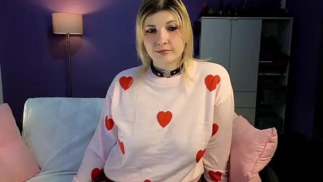 Snapshot of olisunny5 chatting on February 6, 2026, 9:33 pm olisunny5 online show from February 6, 2026, 9:33 pm