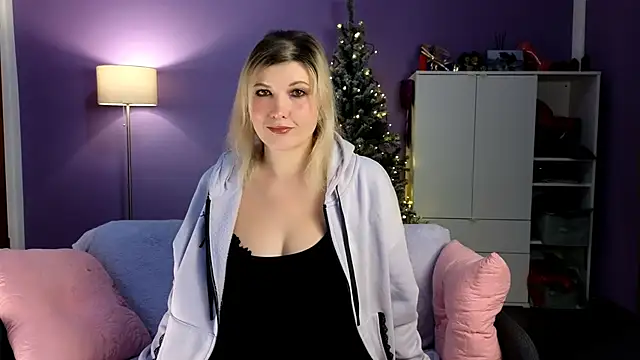 Snapshot of olisunny5 chatting on November 27, 2025, 4:40 pm olisunny5 online show from November 27, 2025, 4:40 pm