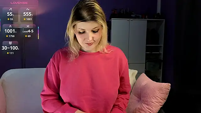 Snapshot of olisunny5 chatting on February 19, 2026, 7:44 pm olisunny5 online show from February 19, 2026, 7:44 pm