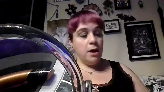 Snapshot of GothyBaby chatting on June 18, 2026, 8:14 pm GothyBaby online show from June 18, 2026, 8:14 pm