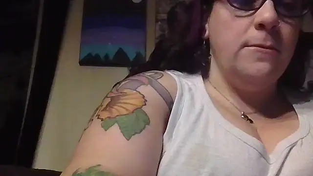 Snapshot of GothyBaby chatting on December 1, 2025, 6:20 pm GothyBaby online show from December 1, 2025, 6:20 pm