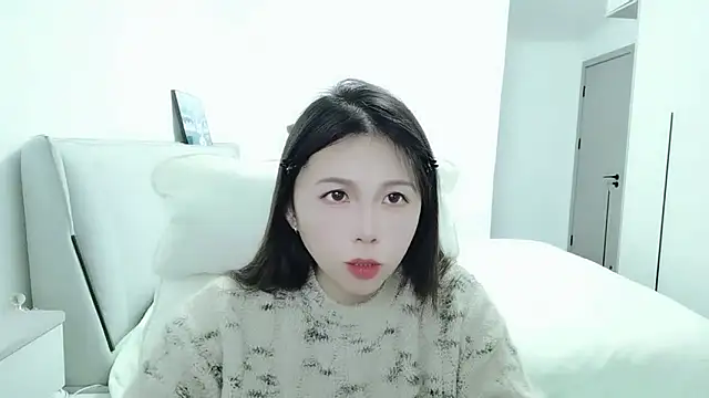 Snapshot of Sunset_glow chatting on December 5, 2025, 1:21 pm Sunset glow online show from December 5, 2025, 1:21 pm