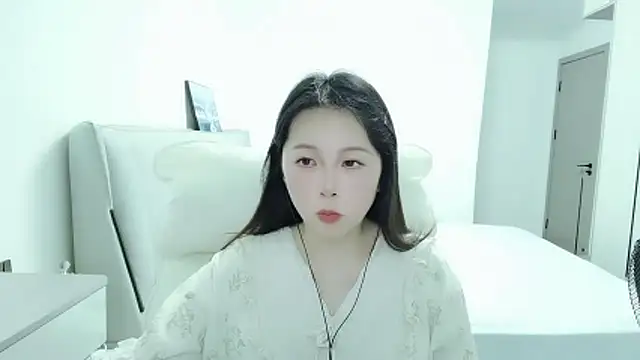 Snapshot of Sunset_glow chatting on July 8, 2026, 2:29 pm Sunset glow online show from July 8, 2026, 2:29 pm