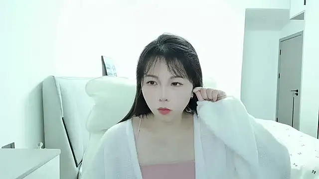 Snapshot of Sunset_glow chatting on November 10, 2025, 2:33 pm Sunset glow online show from November 10, 2025, 2:33 pm