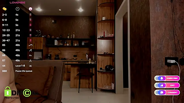 Snapshot of Model_Mike chatting on November 14, 2025, 4:16 am Model Mike online show from November 14, 2025, 4:16 am