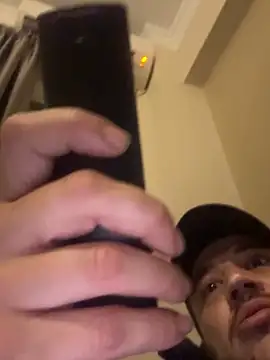 Snapshot of 1Aleks13 chatting on November 14, 2025, 7:28 pm 1Aleks13 online show from November 14, 2025, 7:28 pm