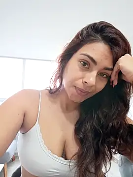 Ivanna2 online show from December 4, 2025, 1:54 pm