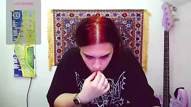 sademobeer online show from March 4, 2025, 8:49 pm