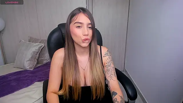 StacyConner online show from October 23, 2025, 5:11 pm