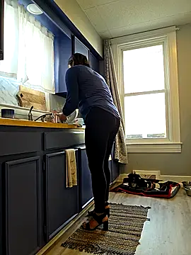 Snapshot of Nikkierosee chatting on November 7, 2025, 7:40 pm Nikkierosee online show from November 7, 2025, 7:40 pm