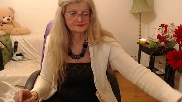 Snapshot of BlairFort chatting on February 17, 2025, 7:55 pm BlairFort online show from February 17, 2025, 7:55 pm