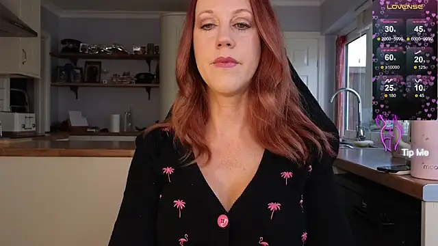 stripmequick online show from October 21, 2025, 11:42 am