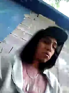 Snapshot of AlexAlejandro13 chatting on January 6, 2026, 12:03 am AlexAlejandro13 online show from January 6, 2026, 12:03 am