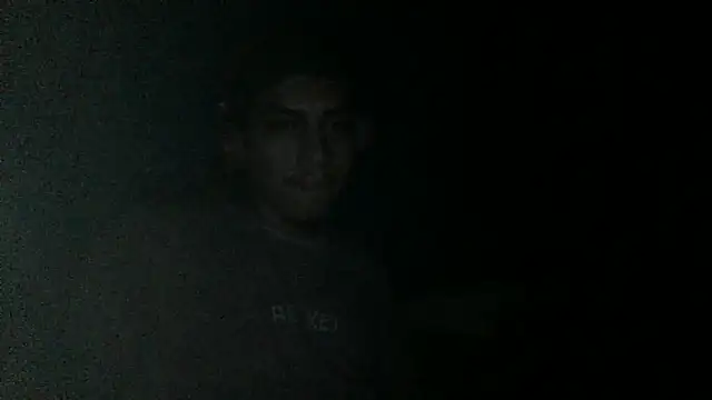 Snapshot of AlexAlejandro13 chatting on September 26, 2025, 6:20 am AlexAlejandro13 online show from September 26, 2025, 6:20 am