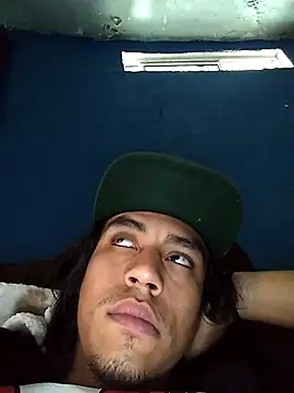 Snapshot of AlexAlejandro13 chatting on March 3, 2026, 8:38 pm AlexAlejandro13 online show from March 3, 2026, 8:38 pm