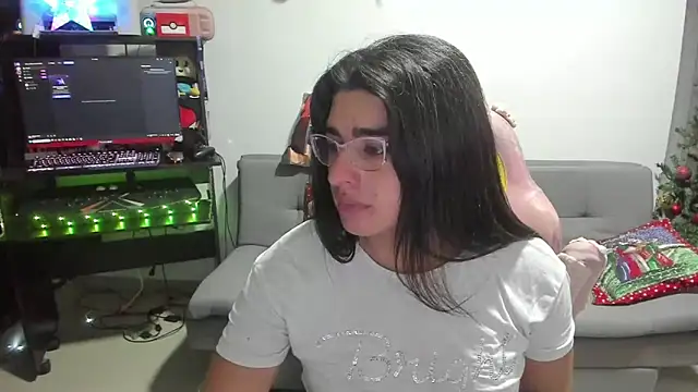 Snapshot of Khalifa_Gold chatting on November 24, 2025, 8:03 am Khalifa Gold online show from November 24, 2025, 8:03 am