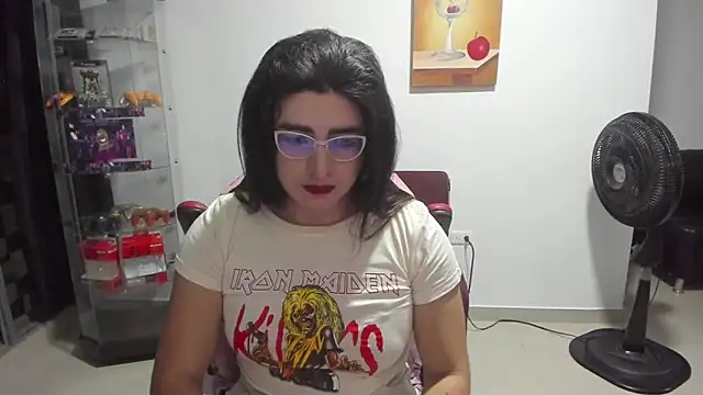 Snapshot of Khalifa_Gold chatting on November 8, 2025, 12:58 am Khalifa Gold online show from November 8, 2025, 12:58 am