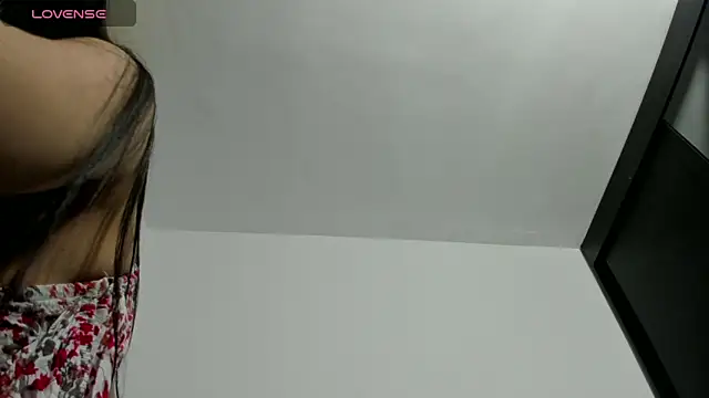 Snapshot of emilysex_118 chatting on November 4, 2025, 12:25 am emilysex 118 online show from November 4, 2025, 12:25 am