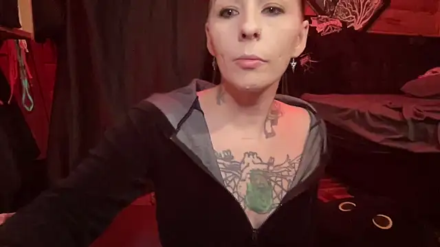 TeenyDoll online show from October 24, 2025, 2:32 am