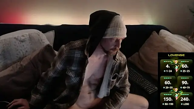 MaxRouger online show from December 15, 2025, 8:20 am