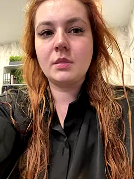 Snapshot of CandyShoopp chatting on November 14, 2025, 5:27 pm CandyShoopp online show from November 14, 2025, 5:27 pm