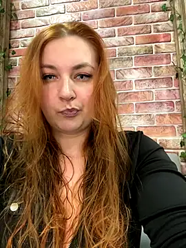 Snapshot of CandyShoopp chatting on November 8, 2025, 9:51 pm CandyShoopp online show from November 8, 2025, 9:51 pm