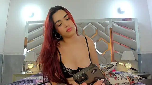 alexandra fire69x online show from November 14, 2025, 3:48 pm