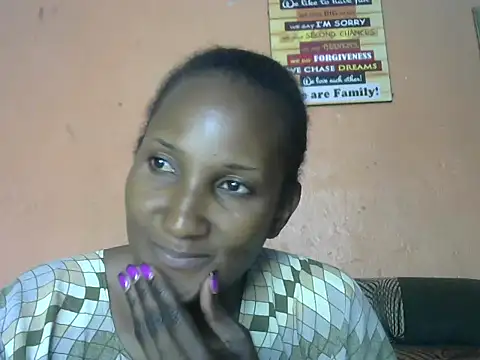 Snapshot of Athena_2019 chatting on November 1, 2025, 9:25 am Athena 2019 online show from November 1, 2025, 9:25 am