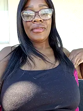 Snapshot of lollycoco chatting on March 1, 2026, 8:20 pm lollycoco online show from March 1, 2026, 8:20 pm