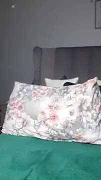 PearlSexxy69 online show from April 16, 2026, 4:08 pm